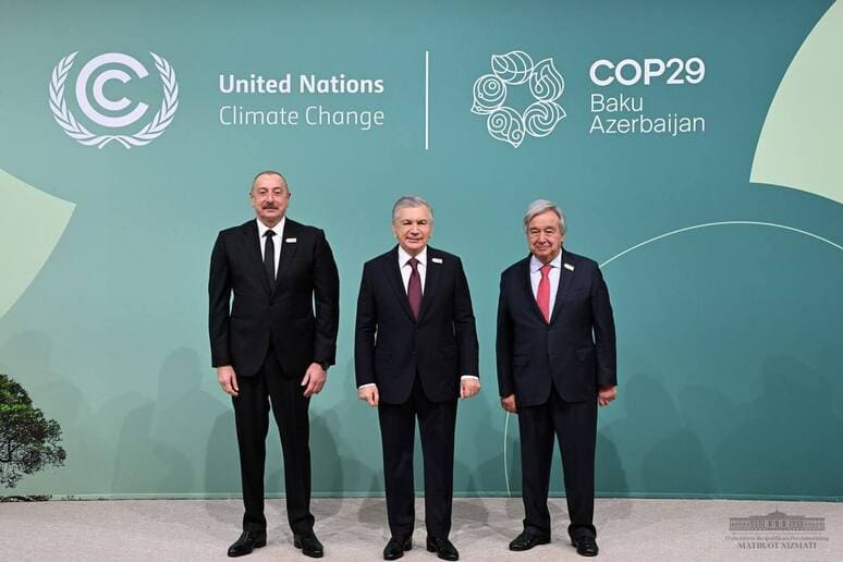 <p><b>Shavkat Mirziyoyev Bokudagi iqlim konferensiyasida qanday muammolarga to&lsquo;xtaladi? Sherzod Asadov javob berdi</b><b>&nbsp;</b></p>