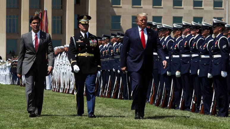 WSJ: Трамп жамоаси расмийларга ёқмаган генералларни “тозалаш” учун фармон тайёрлади 