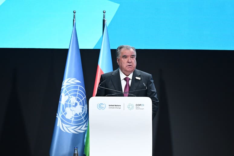 <p>Tajikistan to transition to green energy by 2032, achieve green country status by 2037<b>&nbsp;</b></p>