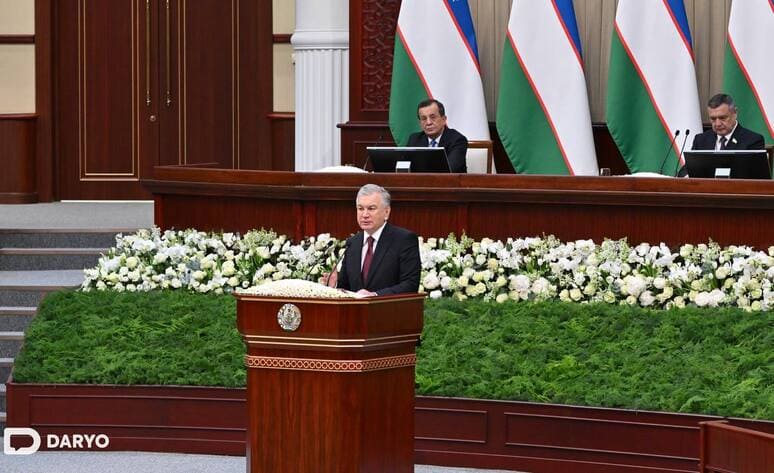 <p><b><strong>Shavkat Mirziyoyev o‘tgan besh yilda parlament faoliyatida eʼtibordan chetda qolgan masalalar bo‘lganini aytdi</strong></b></p>