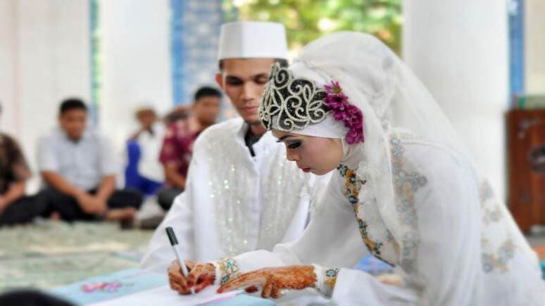 <p><b>Qozog‘istonda qalin puli mahrga tenglashtirildi</b></p>