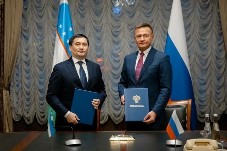 <p><b>Uzbekistan and Russia plan new Caspian Sea routes</b></p>