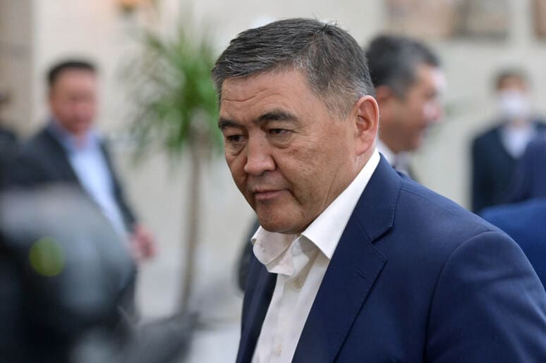 <p><b>Qirg‘iziston Milliy xavfsizlik rahbariga suiqasdga urinishning oldi olindi (video)</b></p>