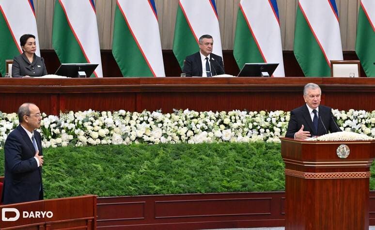 <p><b><strong>Shavkat Mirziyoyev bosh vazir lavozimiga Abdulla Aripov nomzodini ko‘rsatdi</strong></b></p>