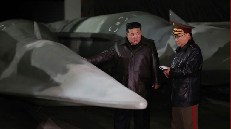 <p><b>KXDR Rossiya Ukrainaga uchiradigan raketalarni ishlab chiqarishni ko‘paytirmoqda (foto)</b></p>