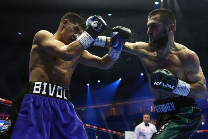 <p><b>Beterbiyev&mdash;Bivol revansh jangi sanasi ma&rsquo;lum bo&lsquo;ldi</b></p>