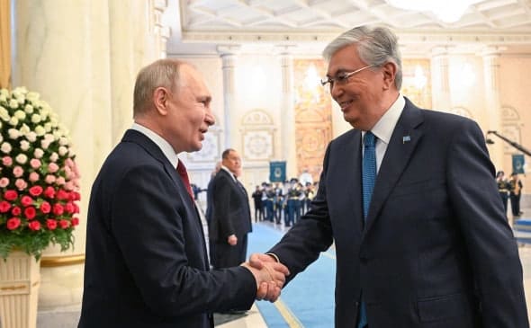 Putin labels Russia Kazakhstan's top economic partner