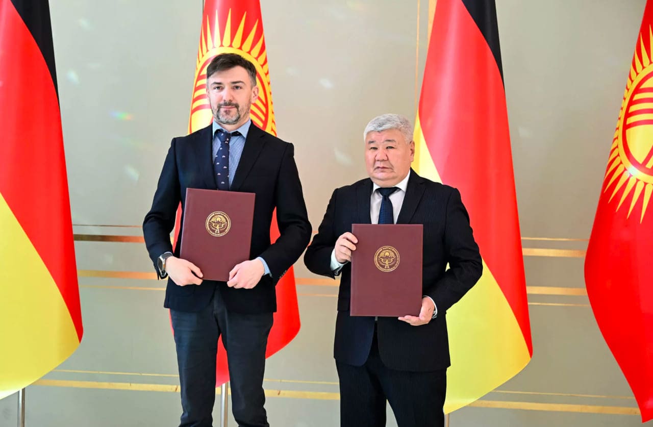Kyrgyzstan signs investment agreement for world&rsquo;s largest floating solar power plant at Toktogul reservoir&nbsp;