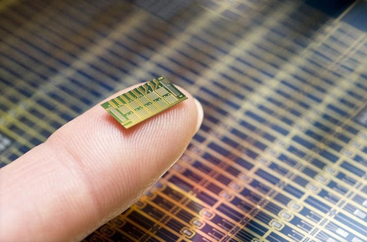 <p><b></b>Germaniya chip ishlab chiqarishga 2 milliard yevro sarmoya kiritadi &mdash; Bloomberg</p>