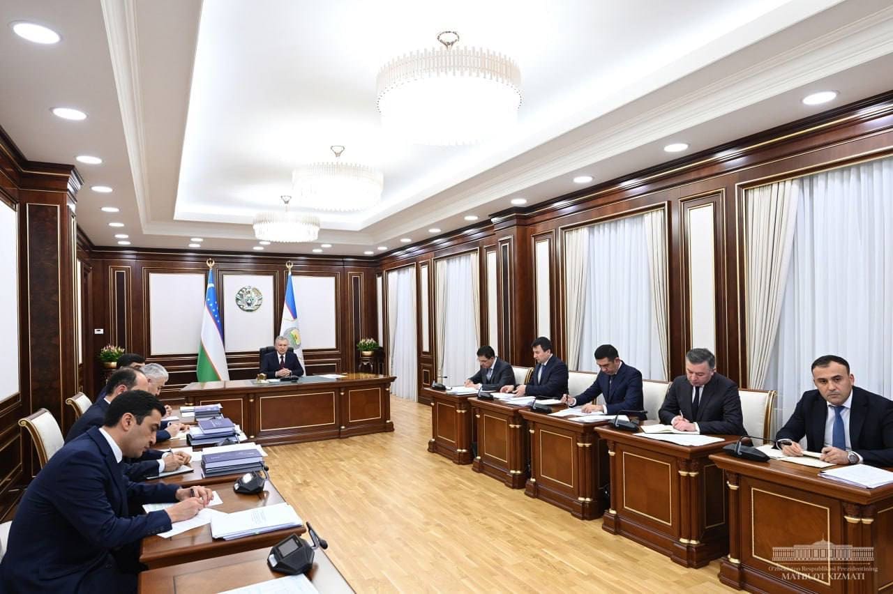 <p>Bukhara plans $2bn investment drive for 2025, aiming to create 105,000 jobs and boost exports<b> </b></p>