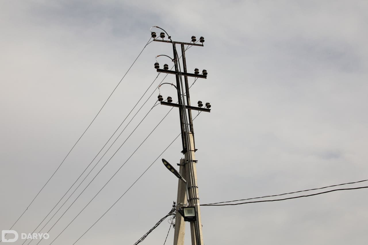 <p><b><strong>Elektr energiyasi va tabiiy gazni iqtisod qilish bo&lsquo;yicha belgilangan rejaga amal qilmagani uchun 12 ta tuman hokimiga hayfsan berildi</strong></b></p>