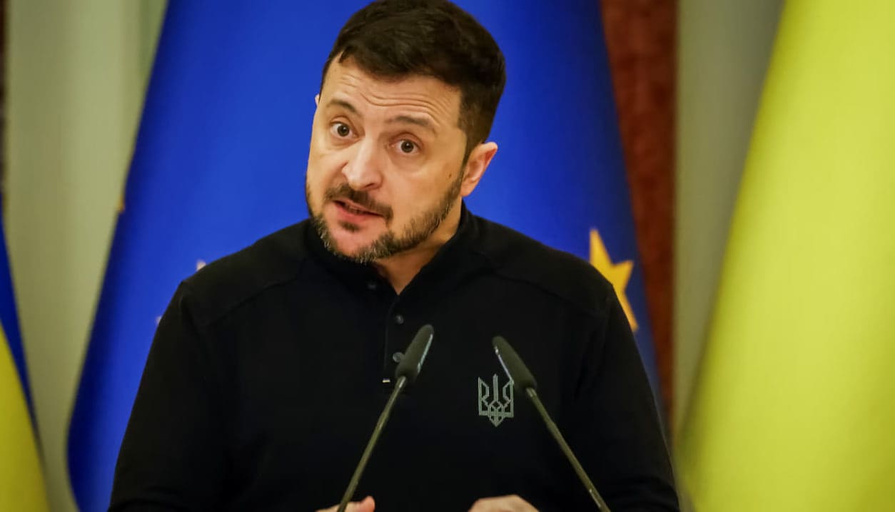 <p><b>Zelenskiy urushni muzlatish oqibatlarini aytdi </b></p>