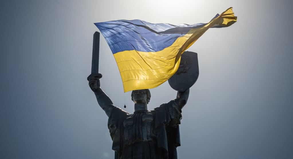 <p><b>WSJ: Ukraina tinchlik uchun tayyorligini e&rsquo;lon qilishga hozirlanmoqda&nbsp;</b></p>