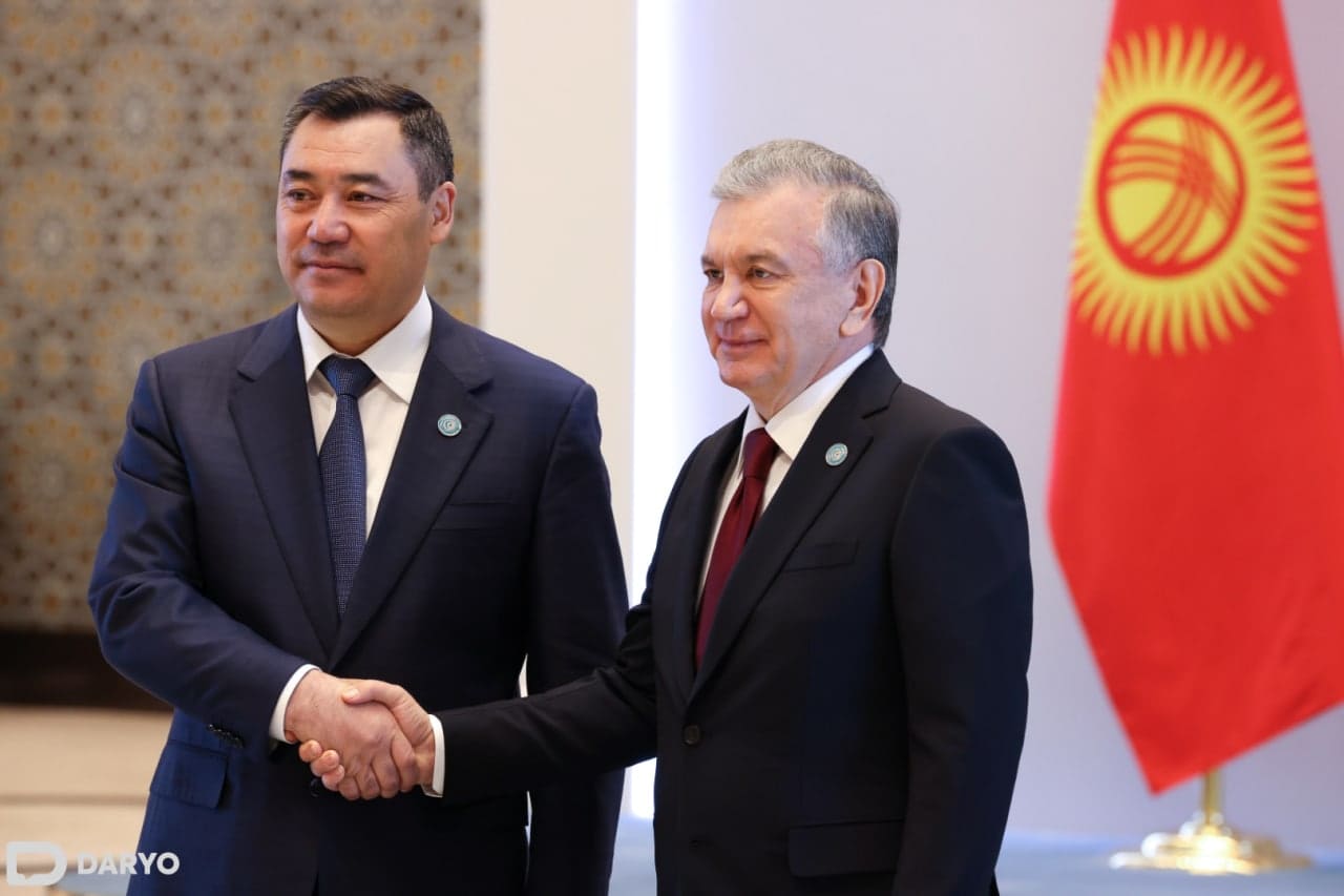 <p><b><strong>Shavkat Mirziyoyev Sadir Japarovni tug‘ilgan kuni bilan tabrikladi</strong></b></p>
