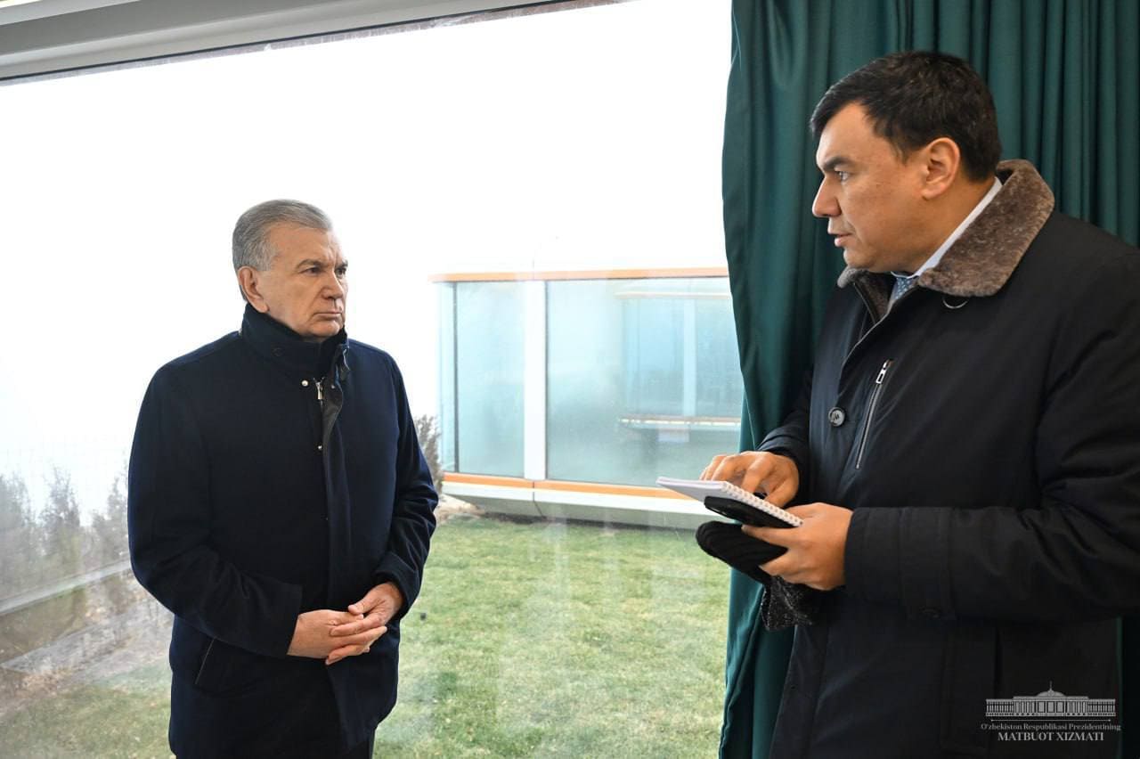 Shavkat Mirziyoyev Bo&lsquo;stonliqdagi kapsula uylardan iborat turizm maskanida bo&lsquo;ldi
