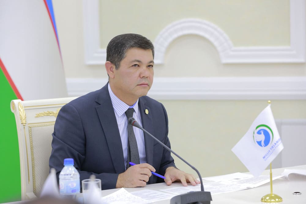 <p><b></b><strong>“Ayrim maktablarga darsliklar yetib bormagan, ijtimoya himoya jamg‘armasiga ajratilgan mablag‘ning 98 foizi ishlatilmagan” — deputat</strong></p>