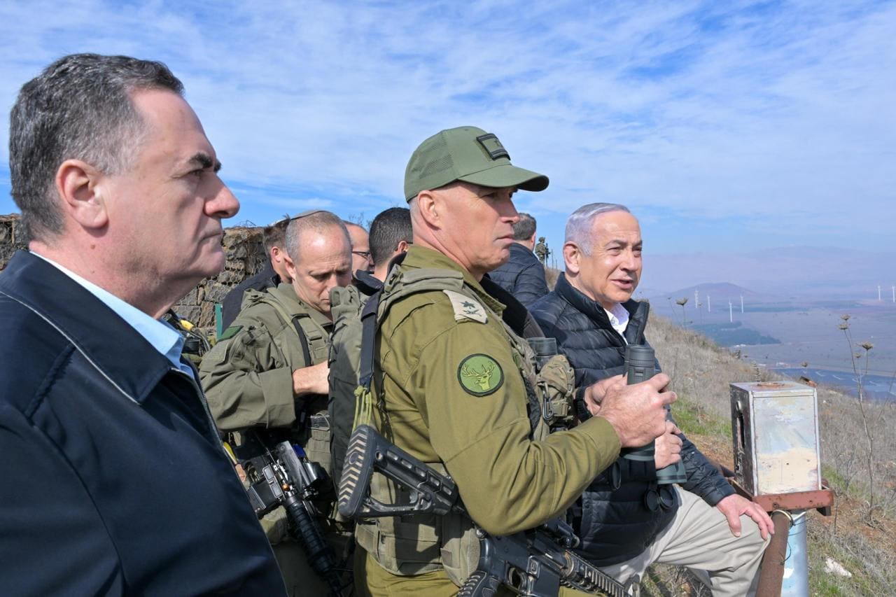 <p><b>Netanyaxu Suriya chegarasiga bordi (video)</b><b>&nbsp;</b></p>