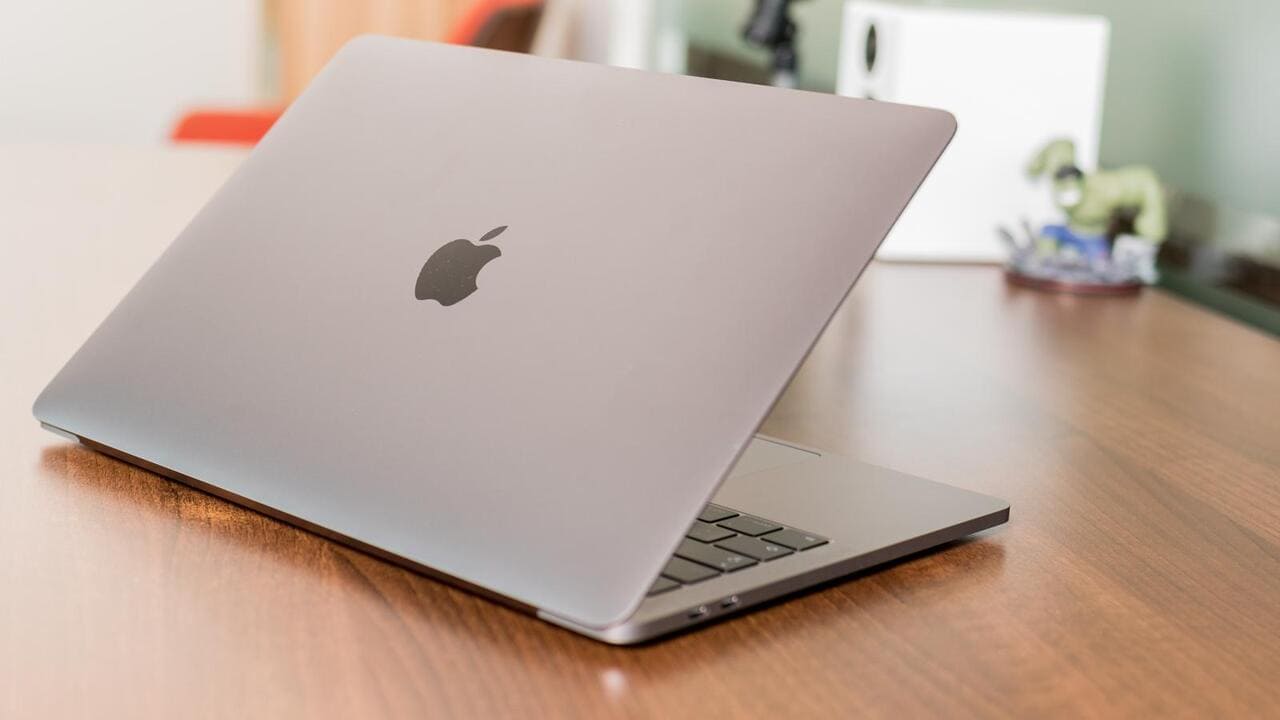 <p><b><strong>Apple 2026</strong><strong>-</strong><strong>yilda uyali aloqaga ega kompyuterlarni ishlab chiqaradi</strong></b></p>