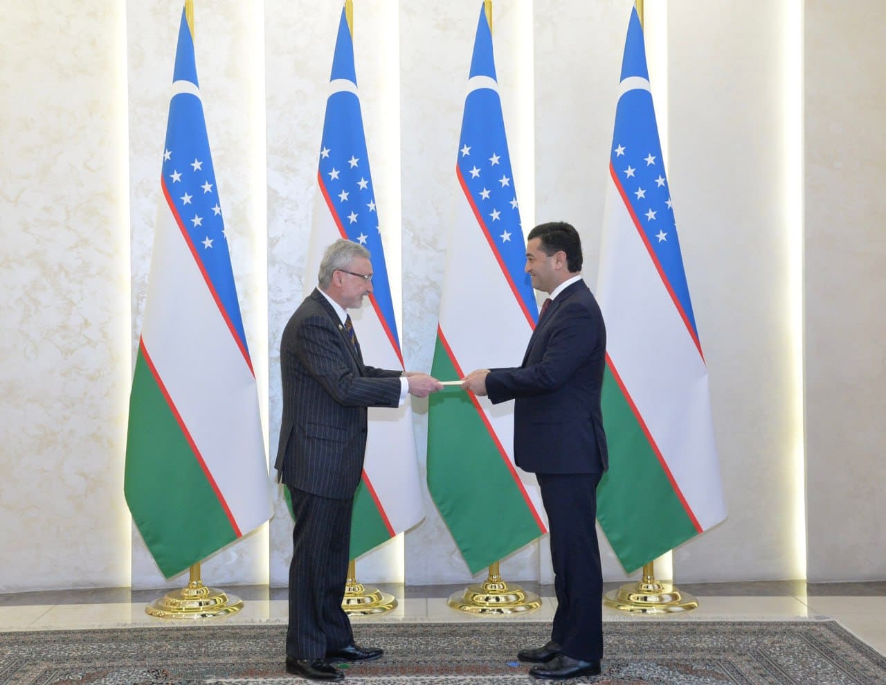 <p><b>Yangi Zelandiya, Bosniya va Gersegovina hamda Venesuelaning O&lsquo;zbekistondagi elchilari tayinlandi</b></p>