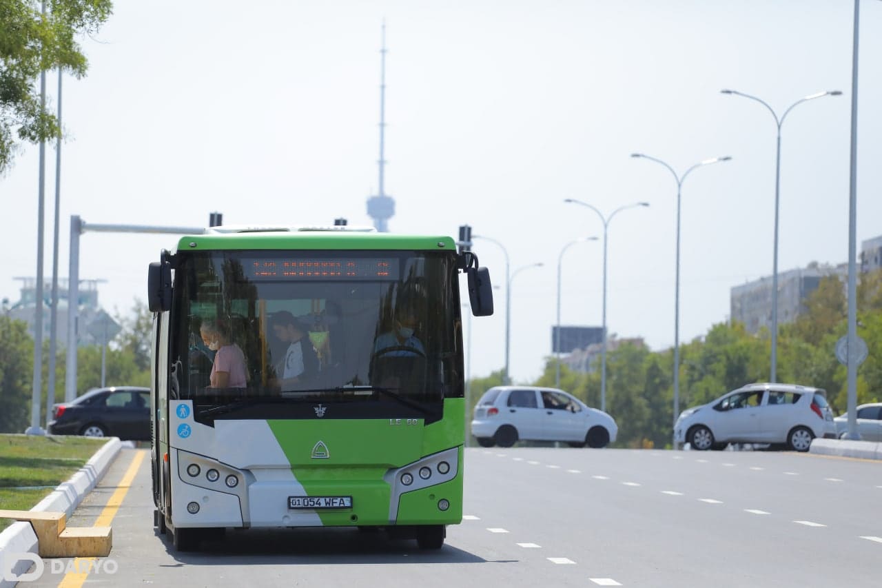 <p><b>&ldquo;Ertaga saylovchilarga nima deymiz?&rdquo; &mdash; Nuriddin Ismoilov avtobus yo&lsquo;laklarida harakatlangan transport vositalariga javobgarlik belgilanishiga e&rsquo;tiroz bildirdi</b></p>
