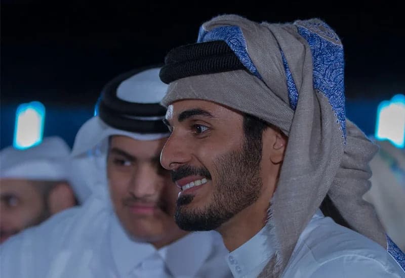 <p><b>Qatar shahzodasi uylanishini e&rsquo;lon qildi</b></p>