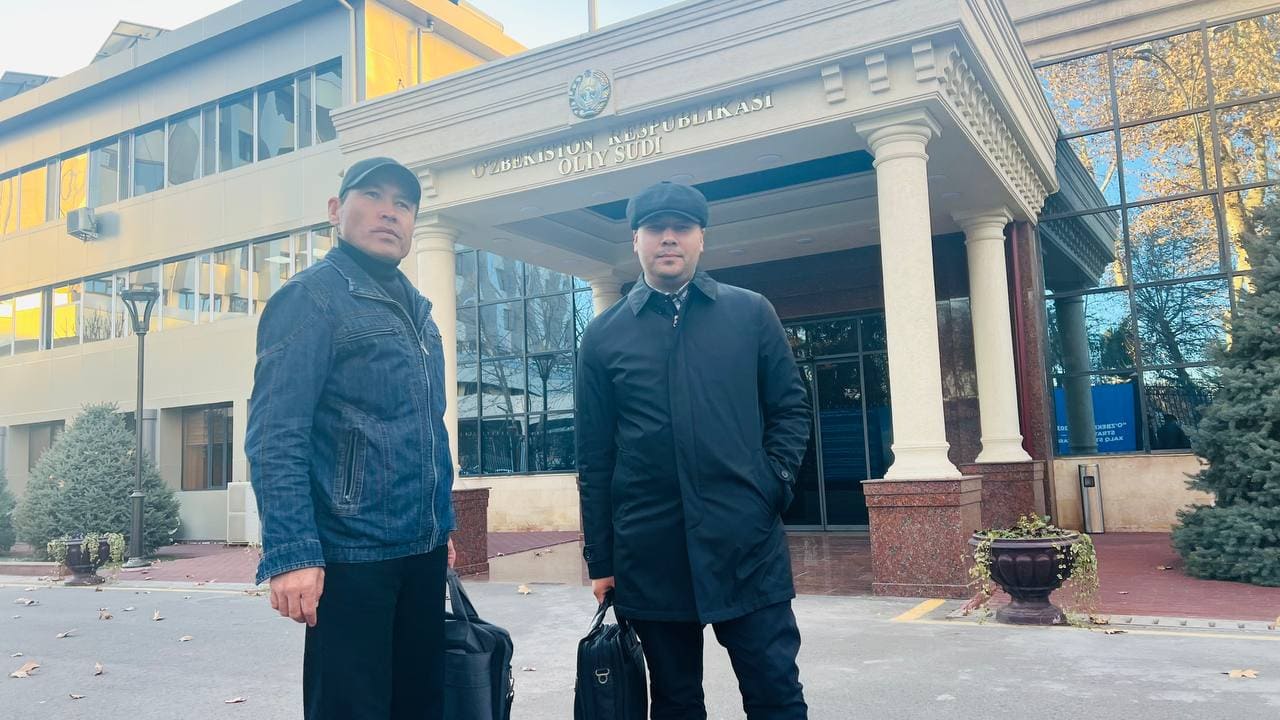 <p><b>Traktori noqonuniy olib qo&lsquo;yilgan qashqadaryolik fermer MIBdan 355 mln so&lsquo;m kompensatsiya undiradigan bo&lsquo;ldi</b></p>
