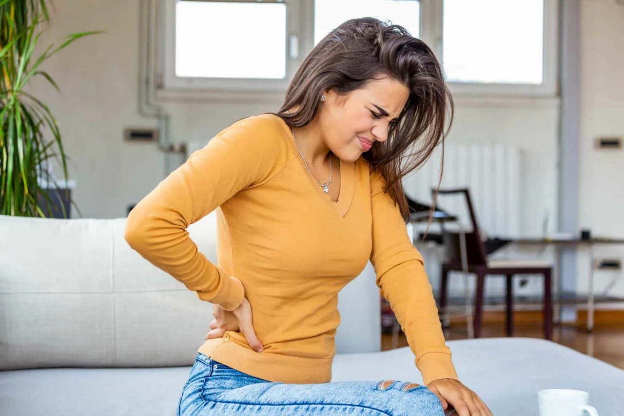 <p><b>Ayollarda c</b><strong>hap yoki o&lsquo;ng buyrak og&lsquo;risa: kasallikning belgilari va diagnostikasi</strong></p>