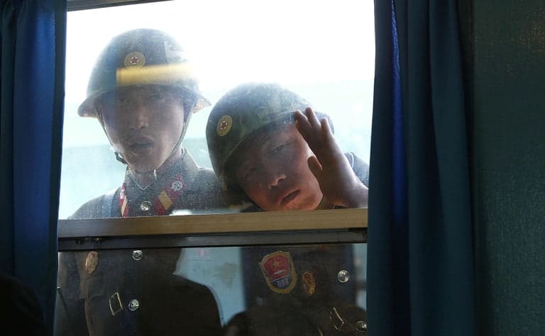 <p><b>Putin shimoliy koreyalik askarlar evaziga Kimga nimalar berdi?</b></p>