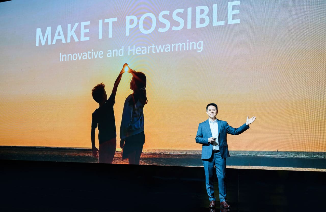 <p><b></b><strong>Huawei kompaniyasi Dubaydagi taqdimotida yangi buklanadigan smartfon va boshqa flagman qurilmalarini taqdim etdi</strong></p>