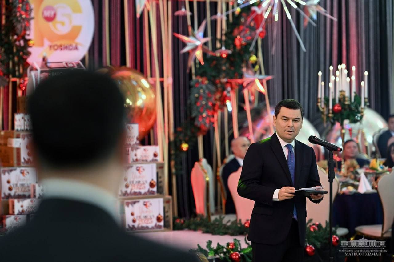 <p><strong>Sherzod Asadov MY5 telekanalining 10 yilligi munosabati bilan tashkil etilgan tadbirda ishtirok etdi</strong><b> (foto)</b></p>