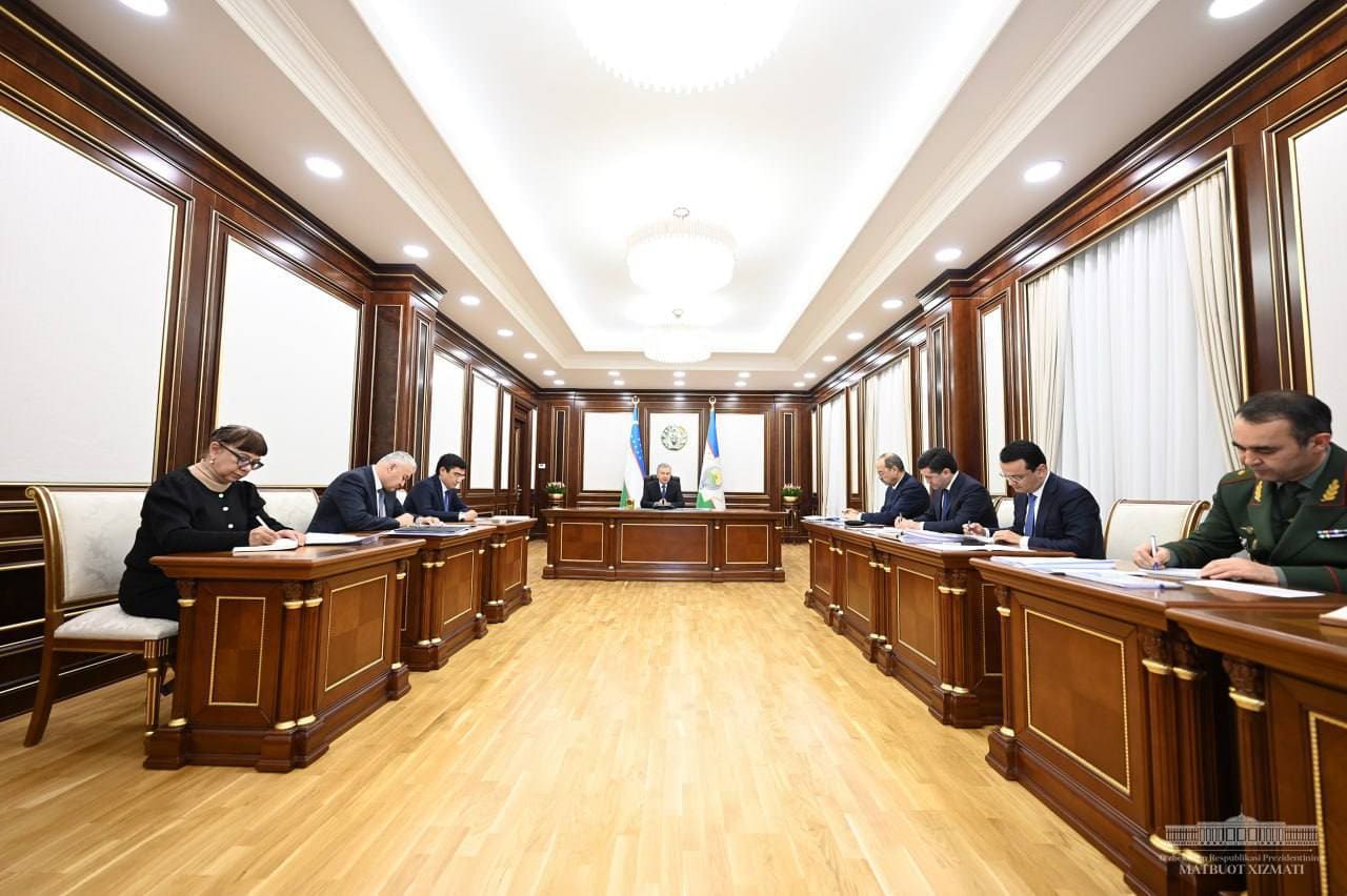<p><b>O&lsquo;zbekistonga 2025-yili 43 mlrd dollarlik investitsiya o&lsquo;zlashtirilishi rejalashtirilmoqda</b></p>