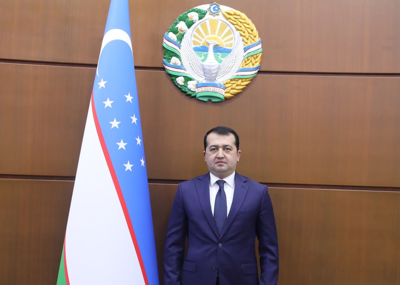 <p><b>Sport vaziriga yangi o&lsquo;rinbosar tayinlandi</b></p>