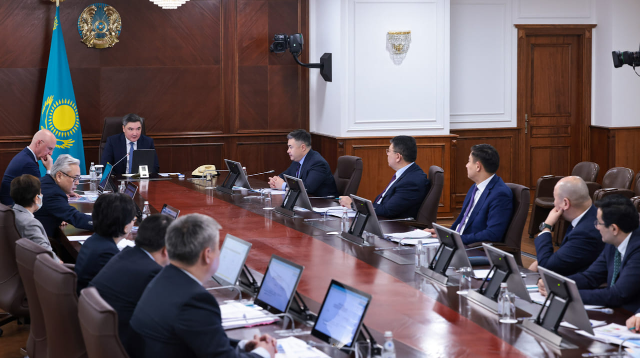 Kazakhstan&rsquo;s PM discusses national project to modernize housing and utility sectors&nbsp;