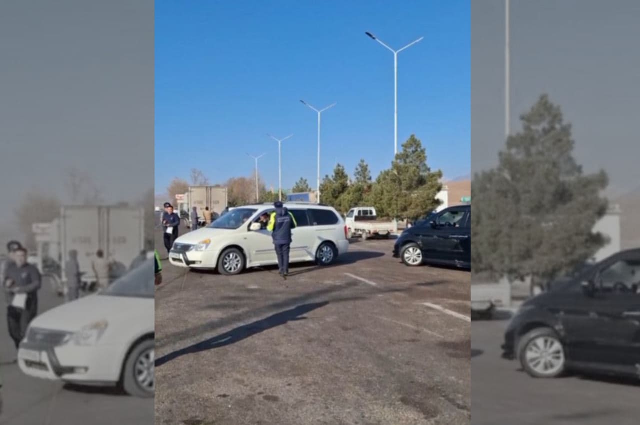 <p><b>O&lsquo;quvchilarni Namangandan Toshkentga olib ketayotgan avtomobillar Qamchiq dovonidan ortga qaytarildi</b></p>