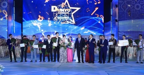 <p>“Daryo” maqolasidan so‘ng “Dunyo sadosi” festivali g‘oliblariga mukofot pullari to‘lab berildi<b> </b></p>