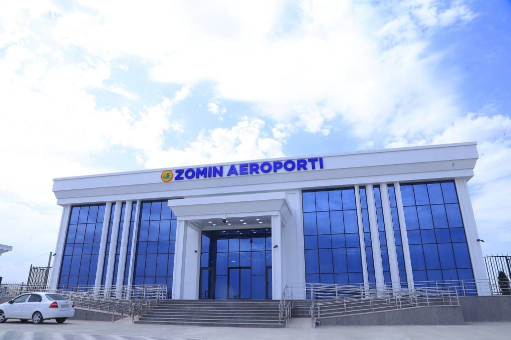 <p><b>Zomin aeroporti faoliyati vaqtincha to&lsquo;xtatildi</b></p>