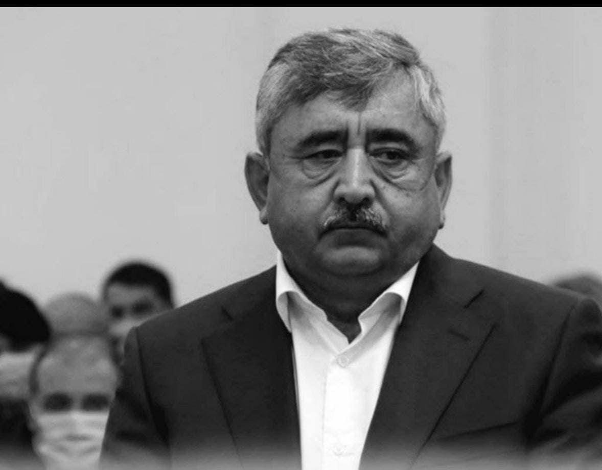 <p><b>Andijon viloyati hokimi o&lsquo;rinbosari Avazbek Ergashev vafot etdi</b></p>