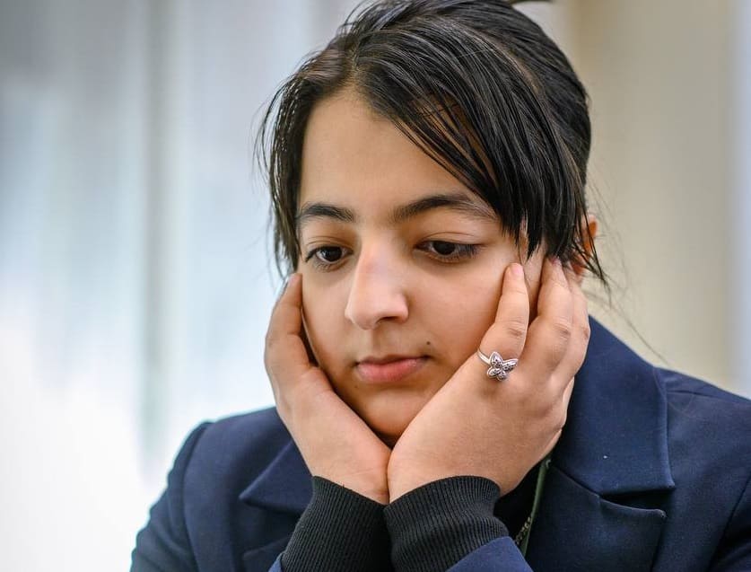 <p><b></b>Saida Mirziyoyeva Afro&lsquo;za Hamdamovani rapid bo&lsquo;yicha jahon chempionatidagi ulkan yutug&lsquo;i bilan tabrikladi</p>