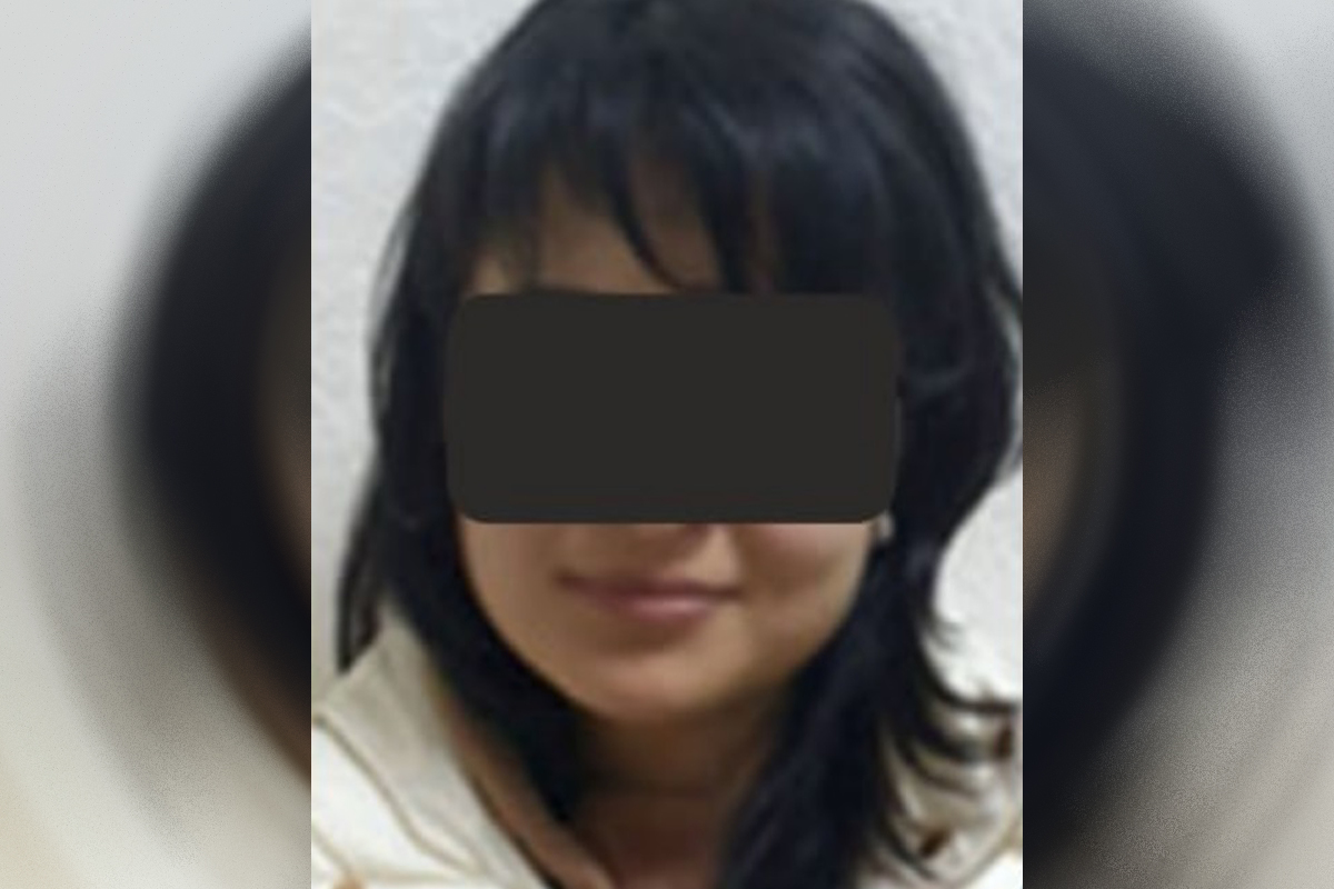 Tasodifan shok holatida qiz ichkariga kirdi Sailor Moon porno parodiya