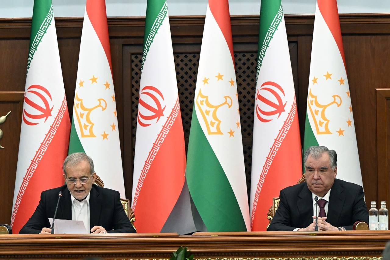 <p><b>Tojikiston va Eron prezidentlari Afg‘oniston masalasini muhokama qildi </b></p>