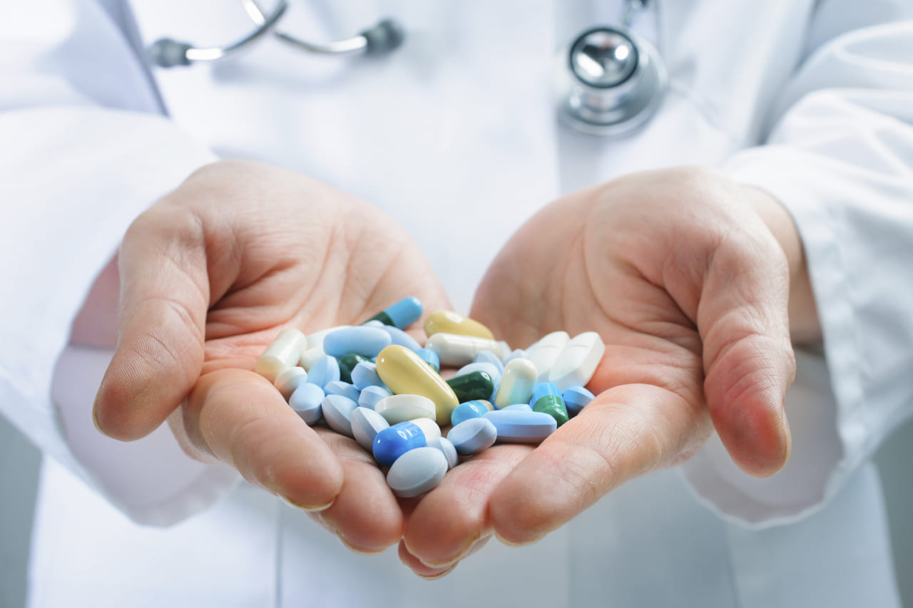 <p><b></b>Alohida dori vositalarini klinik tadqiqotlarsiz davlat ro&lsquo;yxatidan o&lsquo;tkazish tartibi belgilandi</p>