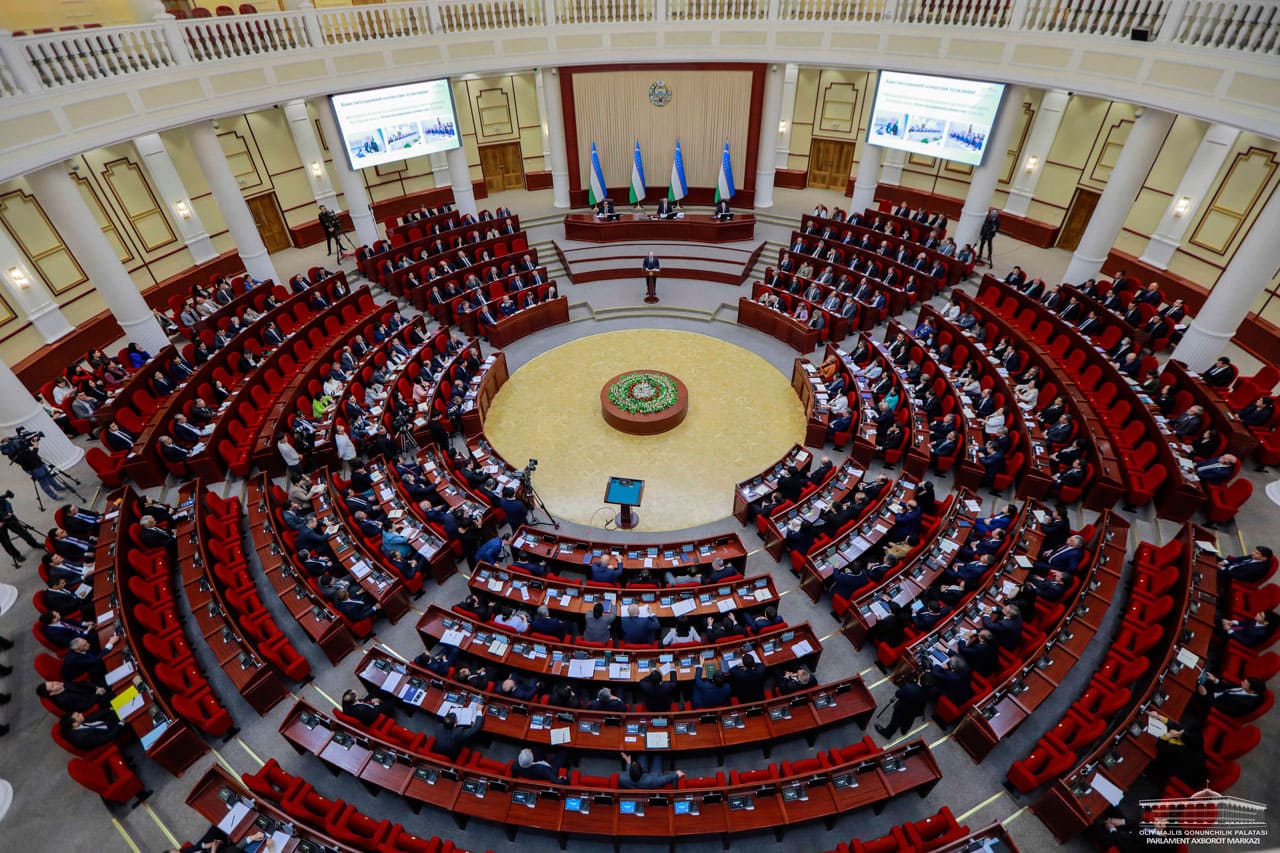 <p>Uzbekistan's Oliy Majlis approves bill to join Eurasian Development Bank<b> </b></p>