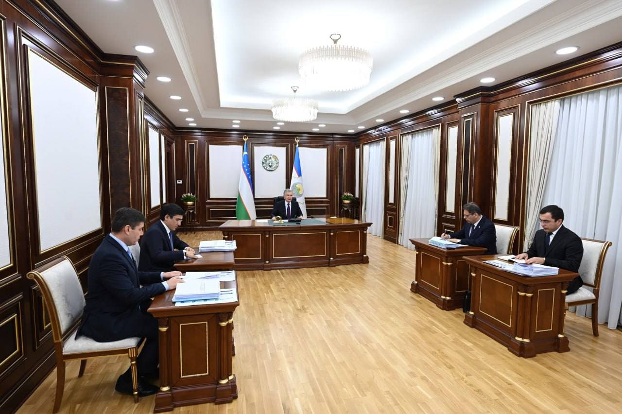 <p><b><strong>Nukus, Buxoro, Farg‘ona va Namangan texnika universitetlari tashkil etiladi</strong></b></p>
