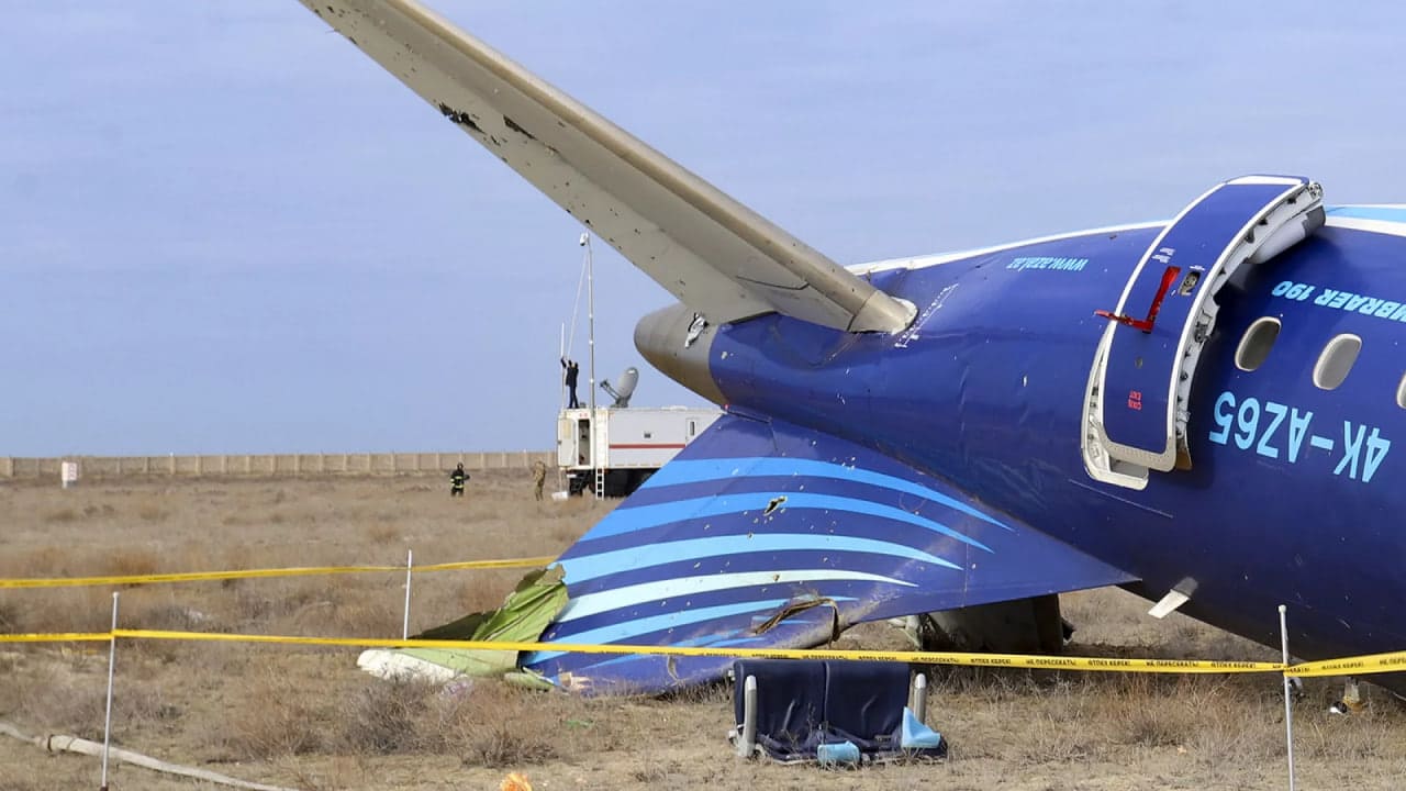 <p><b>AZAL samolyoti “Pansir”dan otilgan raketa yordamida urib tushirilgan — AnewZ</b></p>