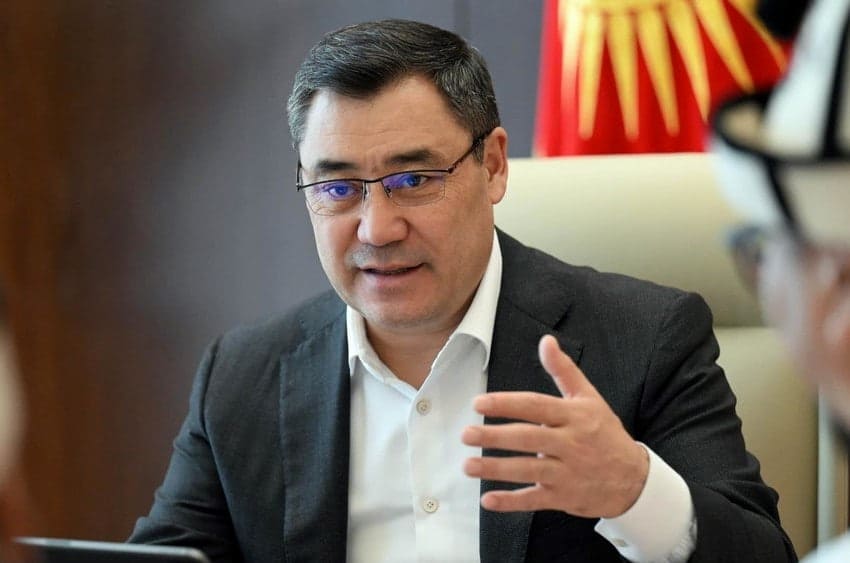 <p><b>Sadir Japarov Tojikiston bilan chegara masalasi qanday hal etilishini aytdi</b></p>