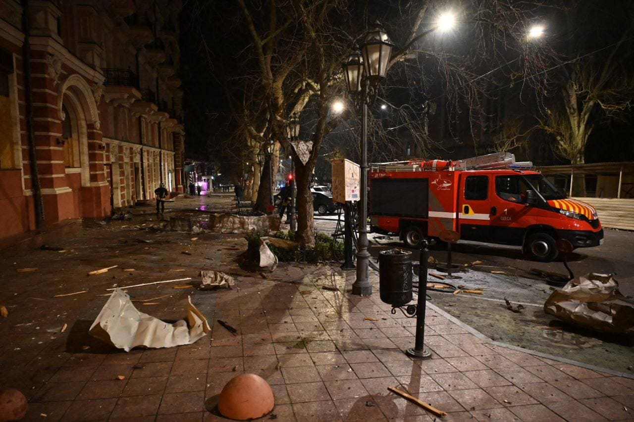 <p><b>Rossiya Odessaga havodan zarbalar berdi (qurbonlar bor)</b></p>