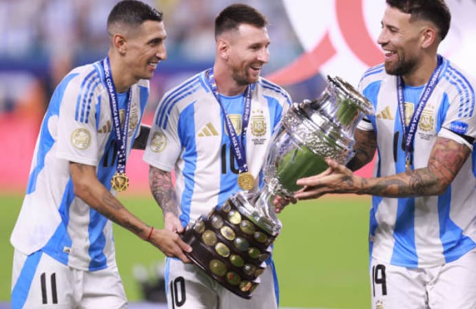<p><b>Lionel Messi 2026-yilgi Jahon chempionatida ishtirok etadimi?</b></p>