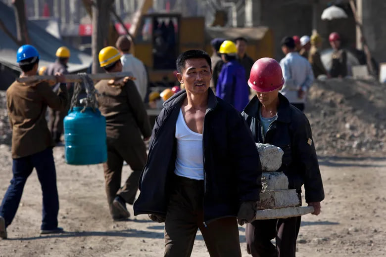 KXDR talaba qiyofasida minglab fuqarosini Rossiyadagi qurilishga yubordi — Yonhap