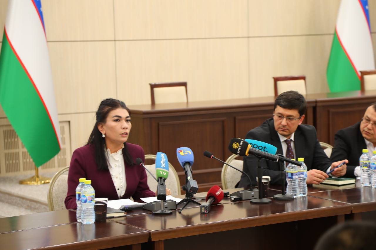 <p>Ko&lsquo;p qavatli uylarning texnik pasportlari ishlab chiqilib, bosqichma-bosqich ta&rsquo;mirlanadi va renovatsiya qilinadi<b>&nbsp;</b></p>