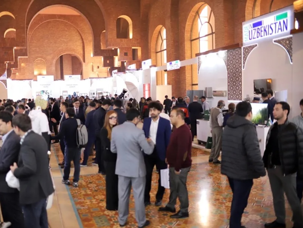 <p><b>Pokistonda o&lsquo;tgan Made in Uzbekistan ko&lsquo;rgazmasida umumiy qiymati 500 mln AQSh dollariga teng 181 ta shartnoma imzolandi</b></p>